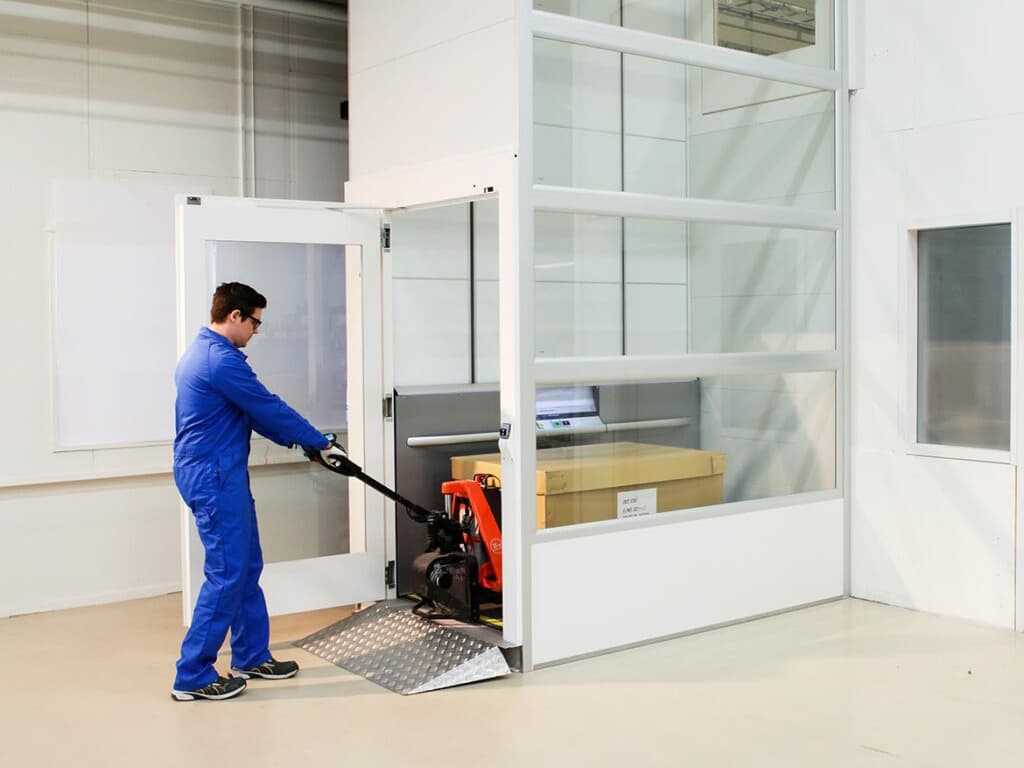 Goods lifts