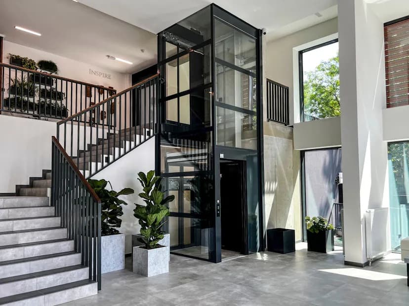 ascensor-cibes-negro