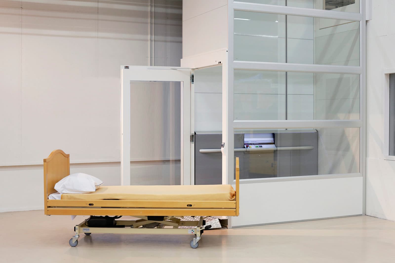 care home bed lift
