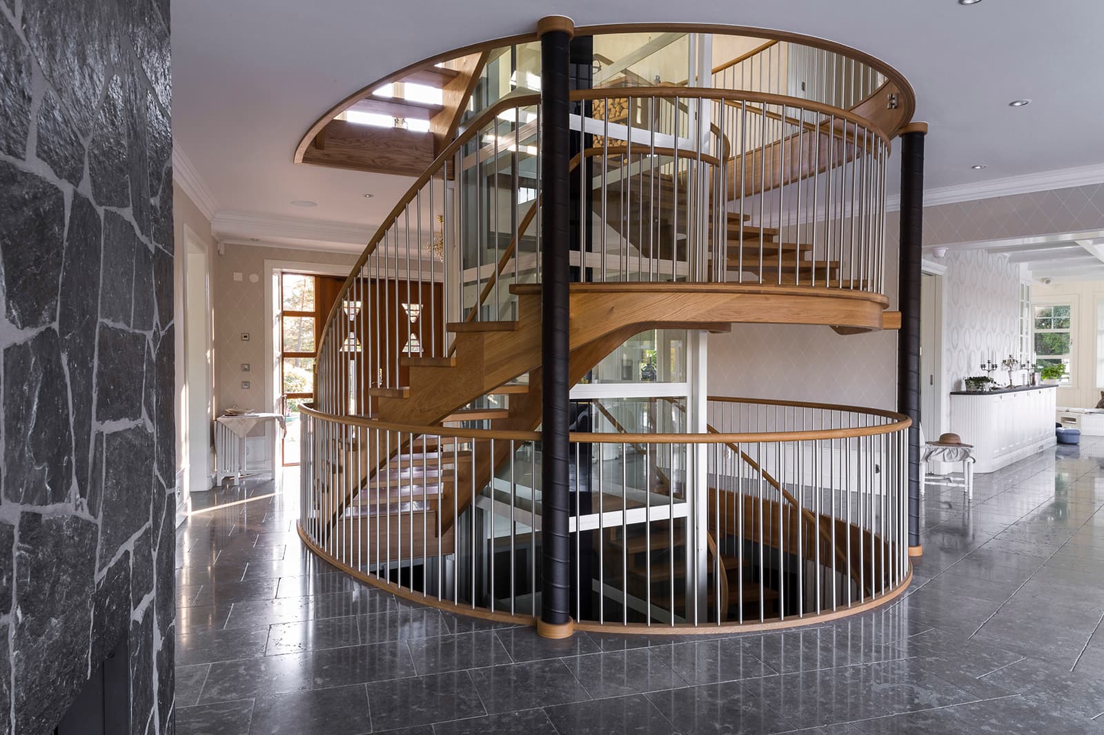 Internal Lift within staircase