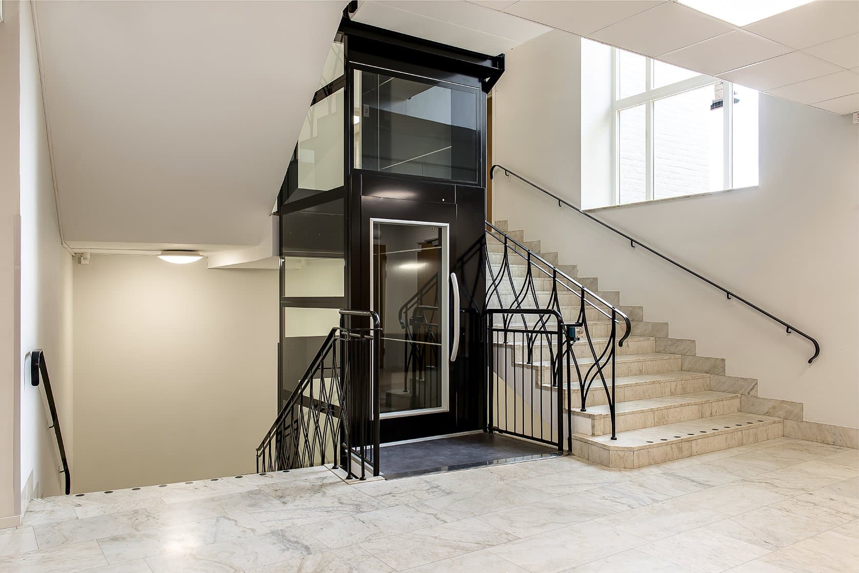 Se Valbo Public School Lift