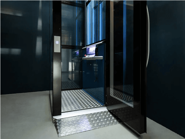 Pitless lift with access ramp