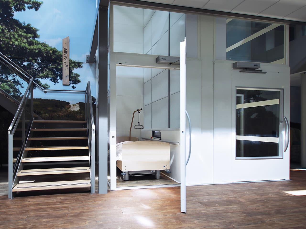 cibes-a8000-stretcher-lift-1280×960